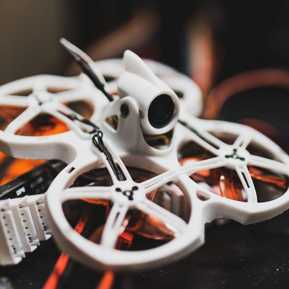 Emax Tinyhawk II 2 RTF FPV Máy - đánh giá và giá Drone Racing Camera